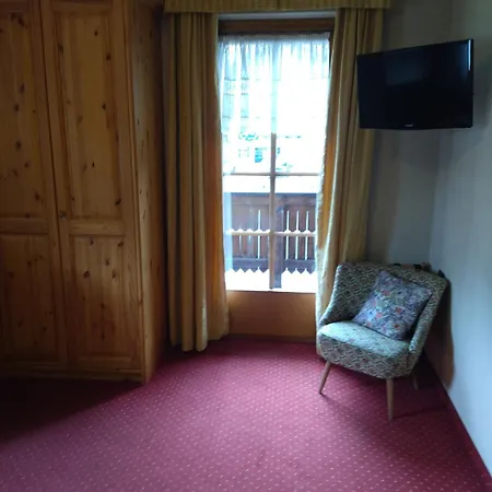 Alojamento de Acomodação e Pequeno-almoço Garni Cecilia Livigno