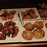 Garni Cecilia 리비뇨