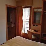 Garni Cecilia 3*