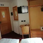 Garni Cecilia B&B 리비뇨