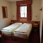 Garni Cecilia B&B 리비뇨