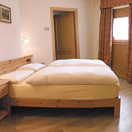 Garni Cecilia Bed & Breakfast 3*